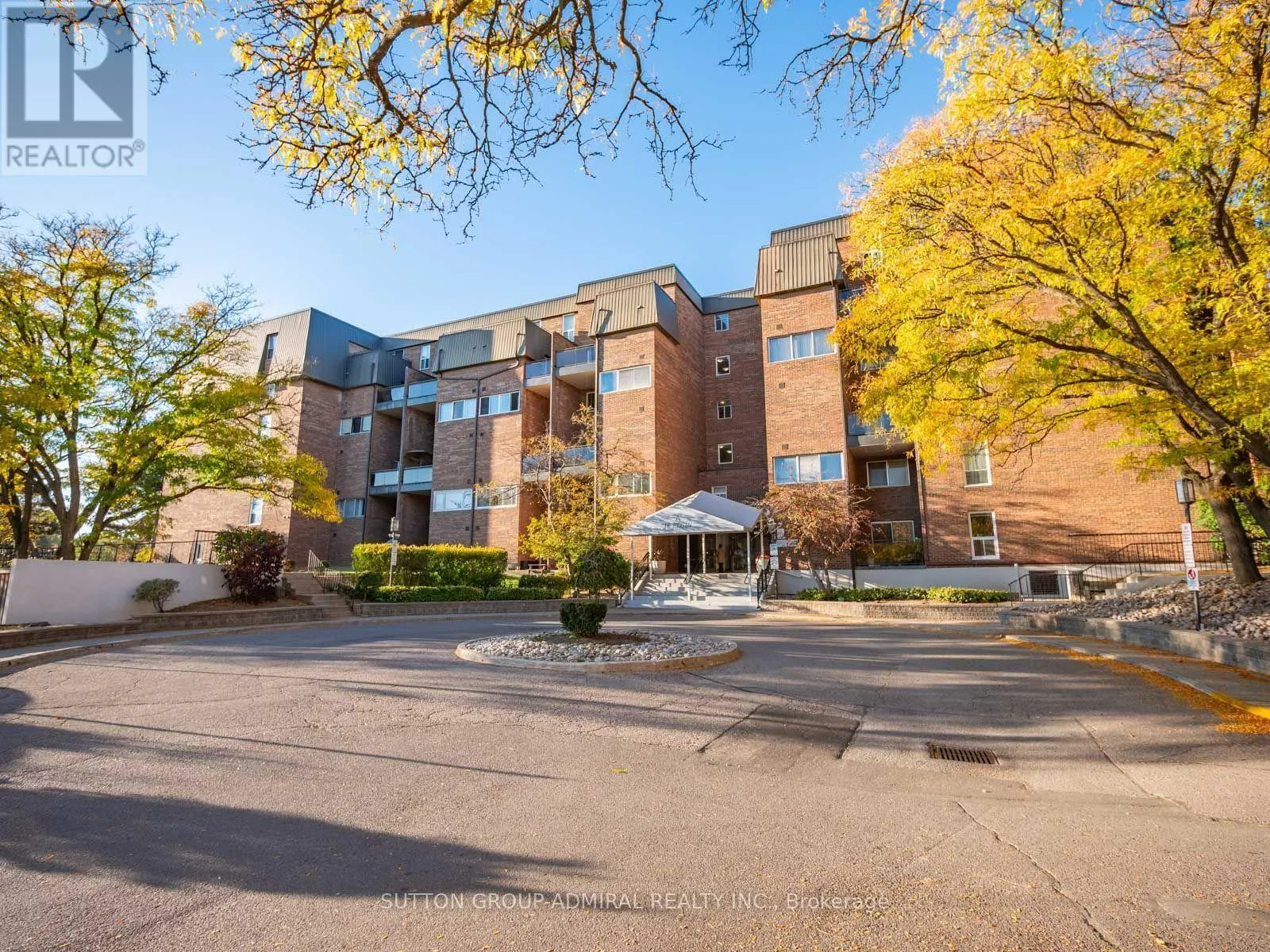 316 - 16 ELGIN STREET