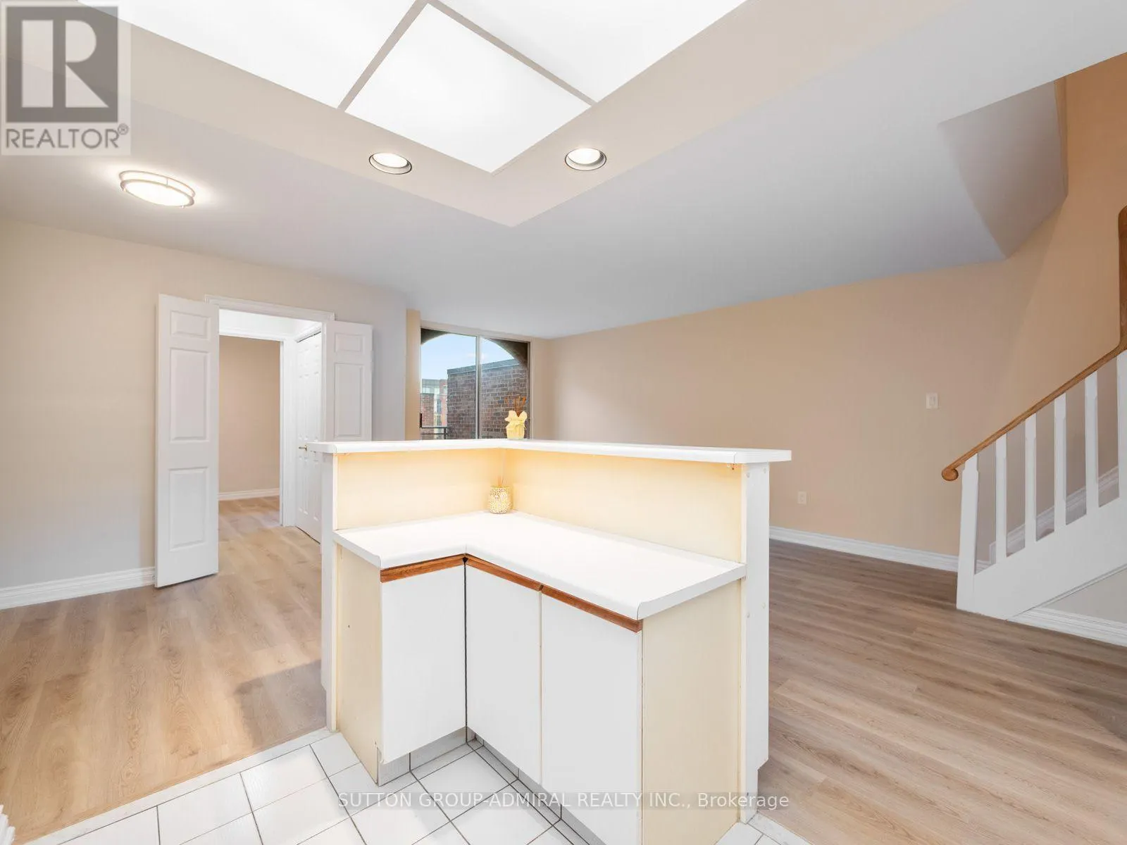316 - 16 ELGIN STREET