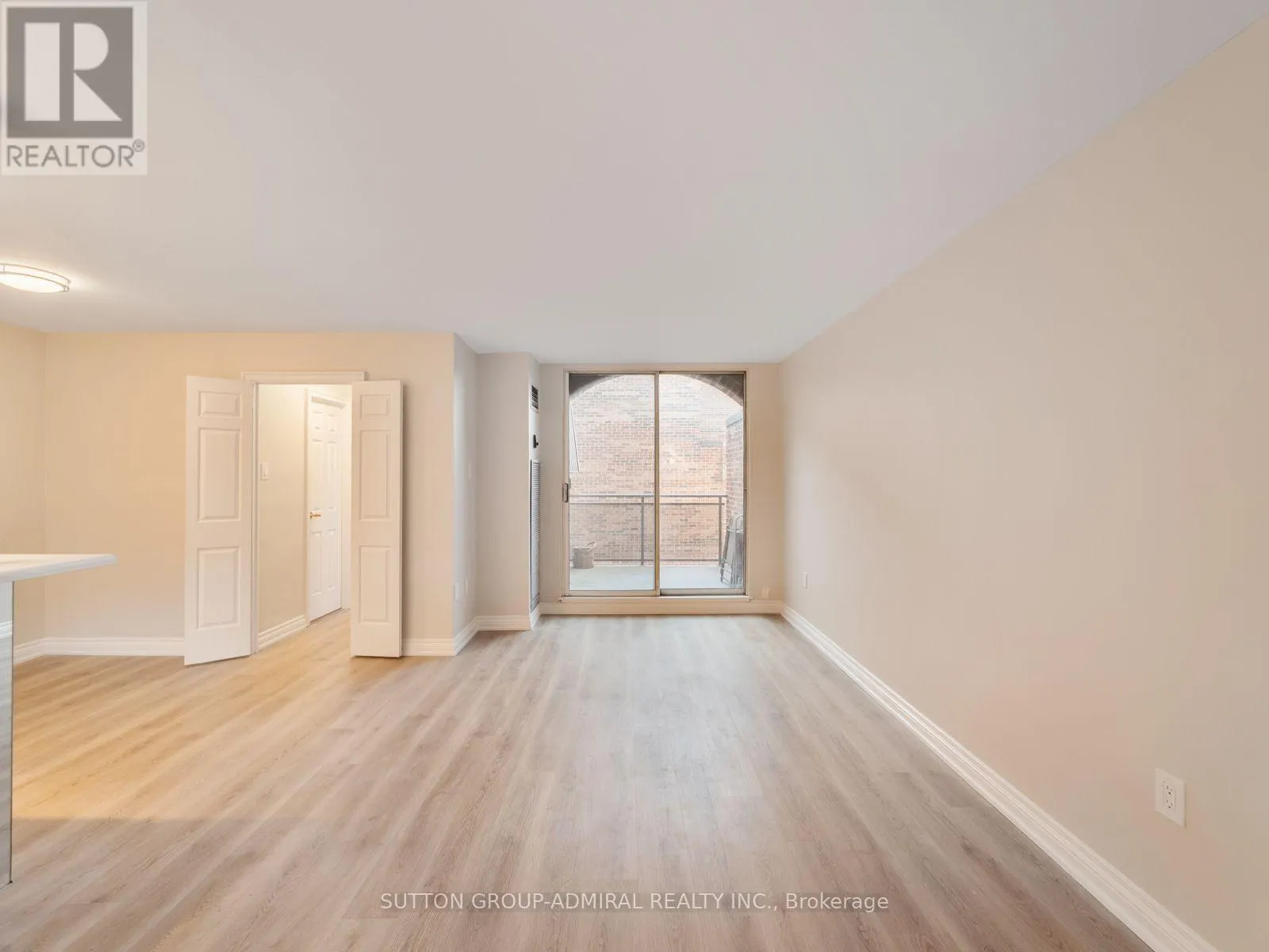 316 - 16 ELGIN STREET