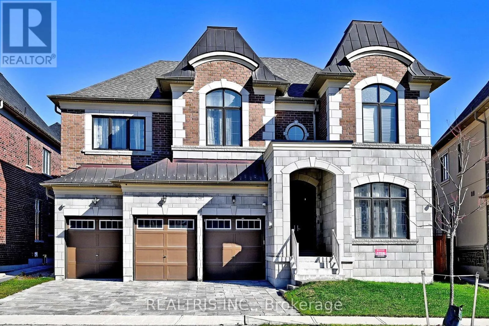 51 PELLEGRINI DRIVE