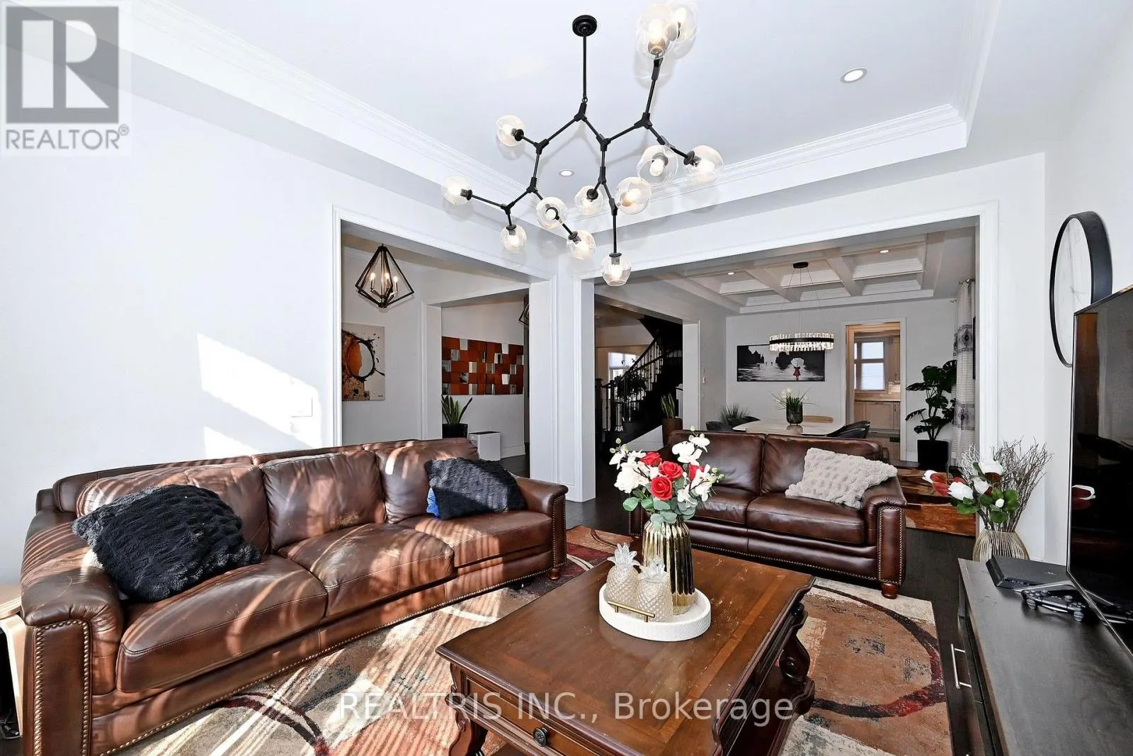 51 PELLEGRINI DRIVE
