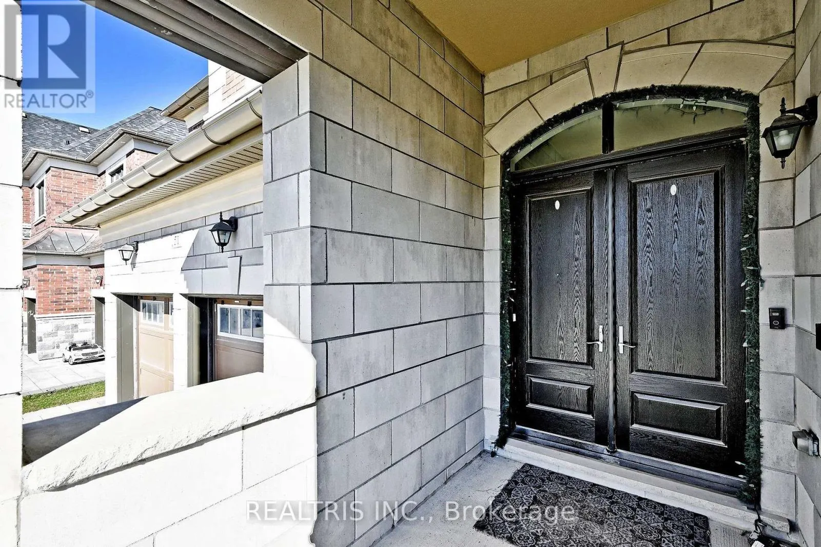 51 PELLEGRINI DRIVE