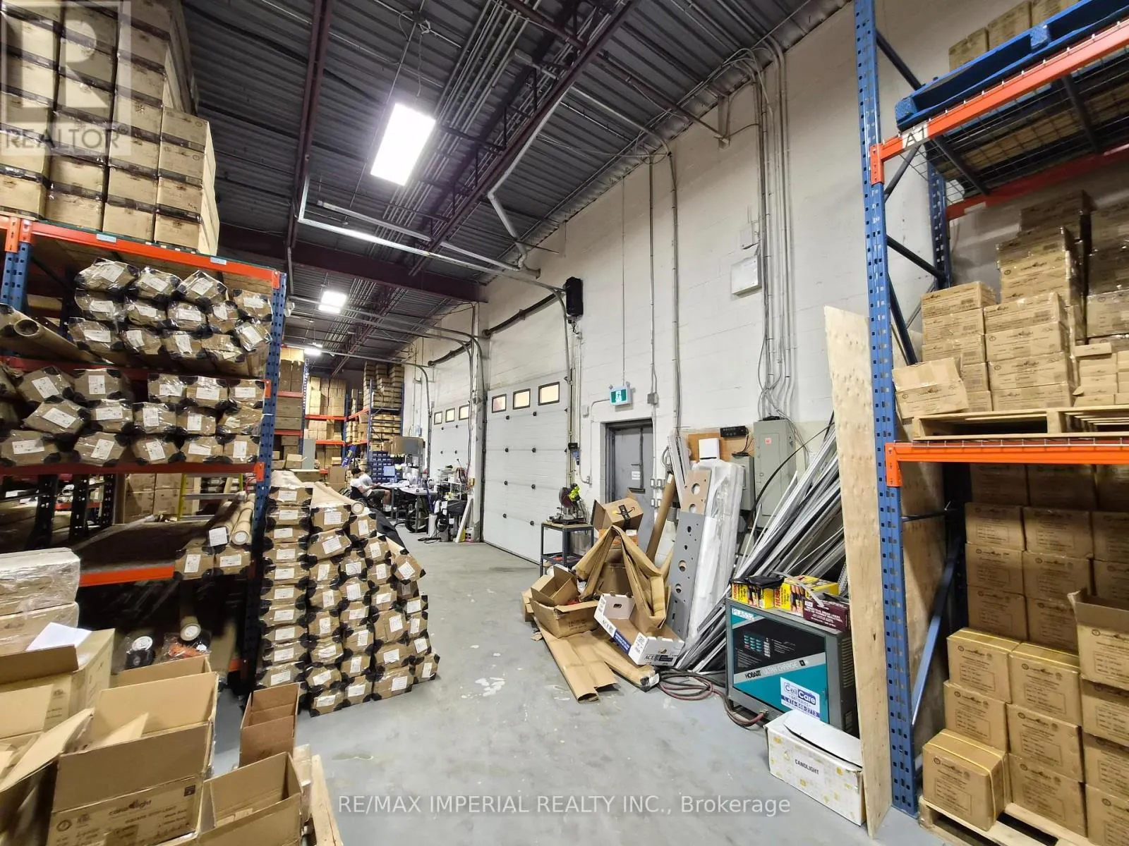 7 & 8 - 305 INDUSTRIAL PARKWAY S