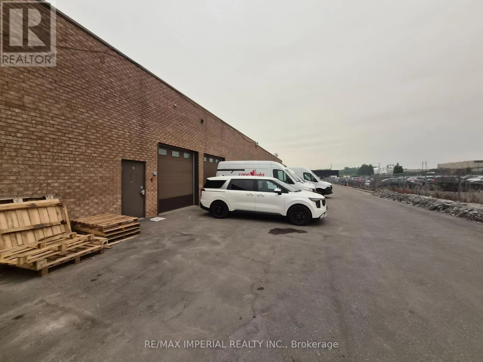 7 & 8 - 305 INDUSTRIAL PARKWAY S