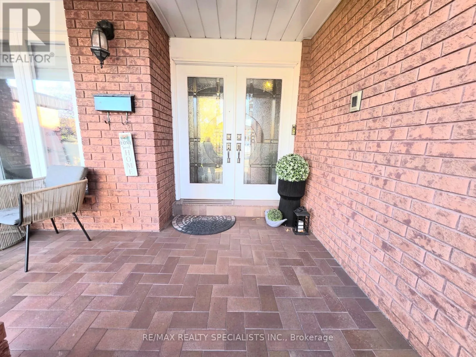 41 CLAUDIA AVENUE