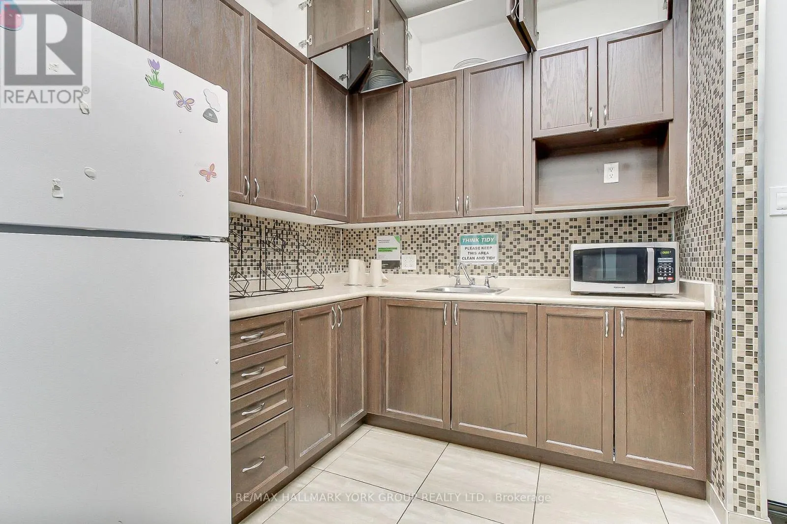 101 - 7050 WESTON ROAD