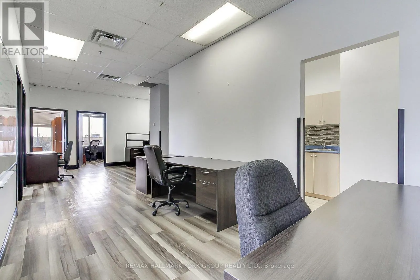 101 - 7050 WESTON ROAD