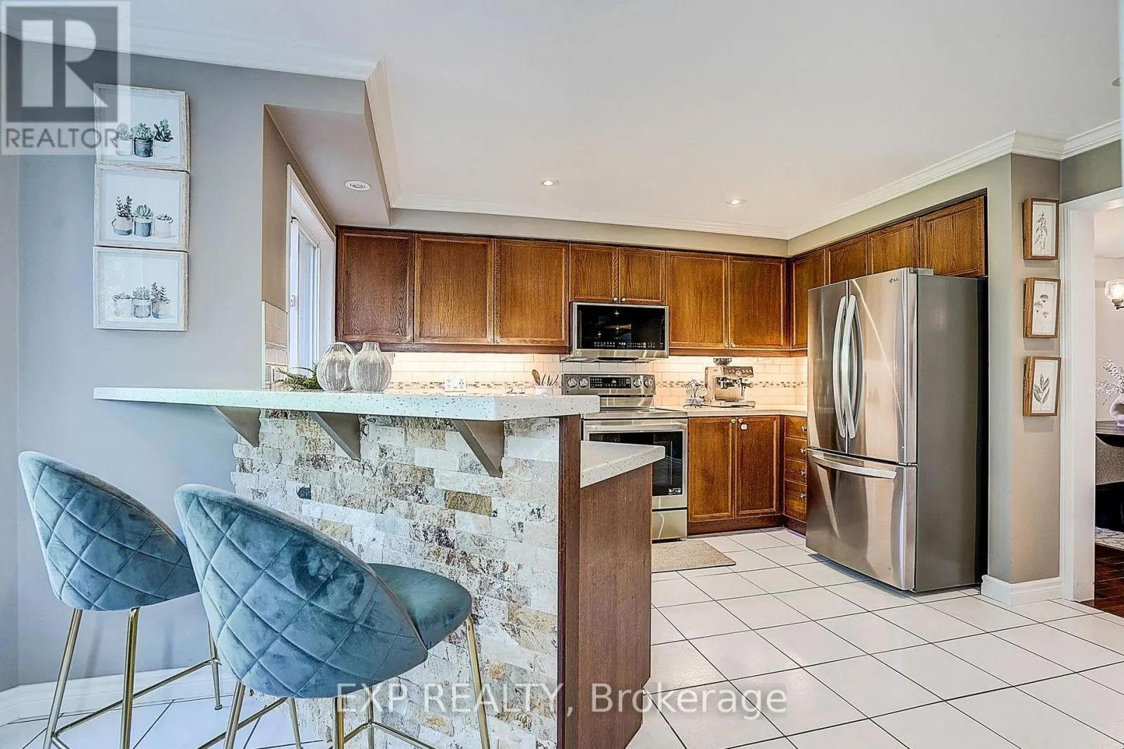 499 SILKEN LAUMANN DRIVE