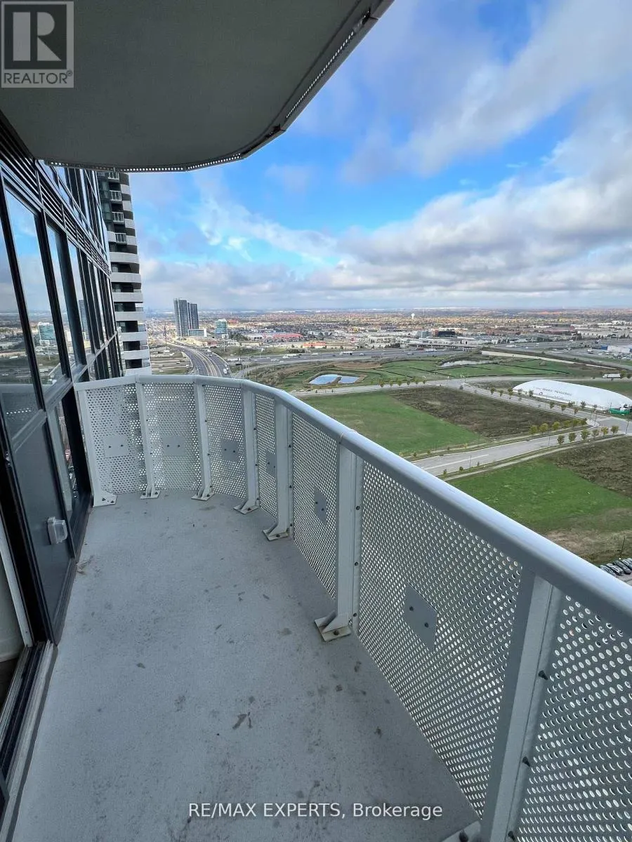 2803 - 8 INTERCHANGE WAY