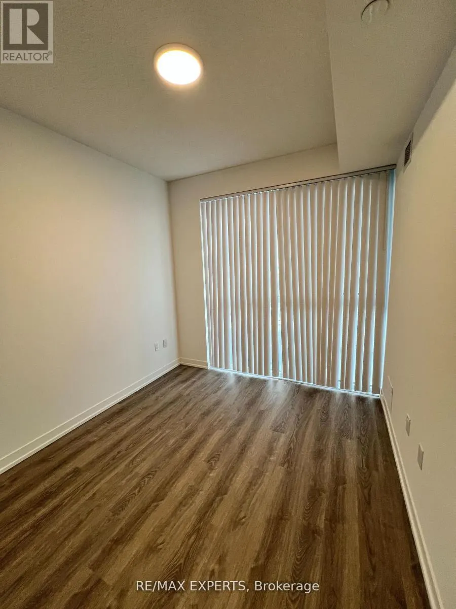 2803 - 8 INTERCHANGE WAY