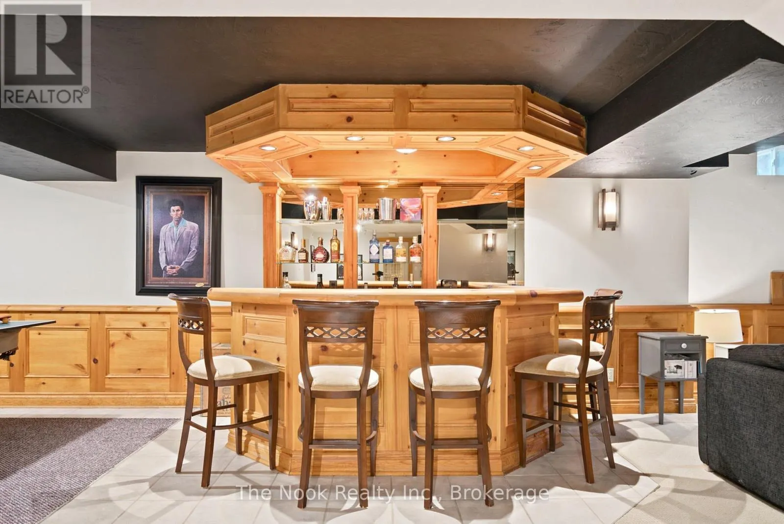 1018 LOCKWOOD CIRCLE