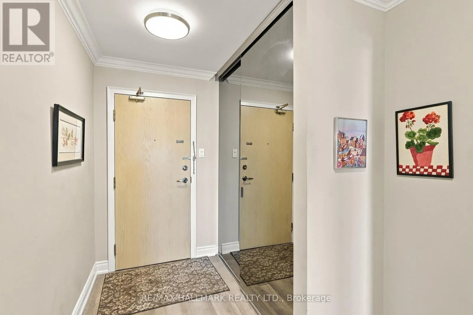415 - 7 TOWNSGATE DRIVE