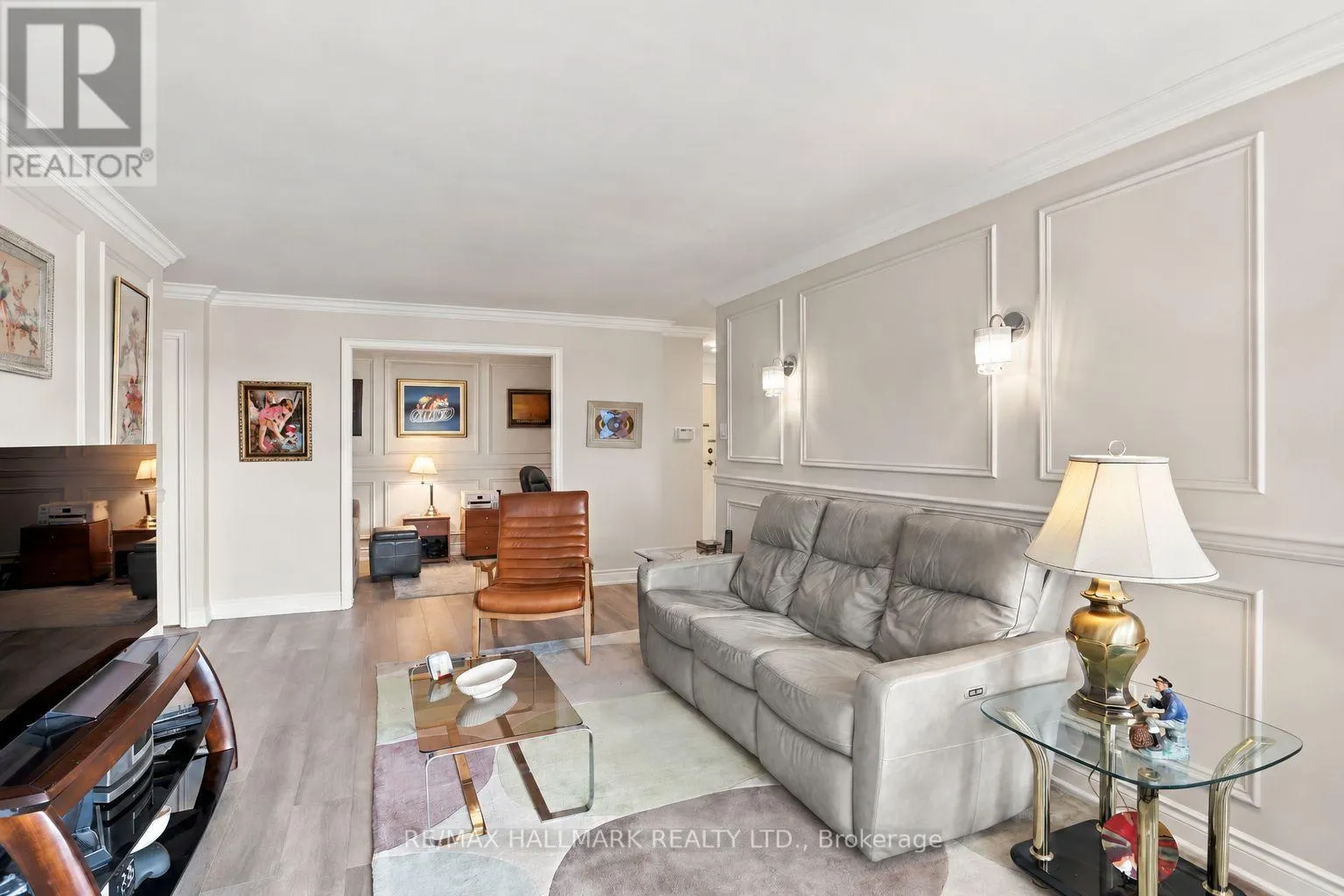 415 - 7 TOWNSGATE DRIVE