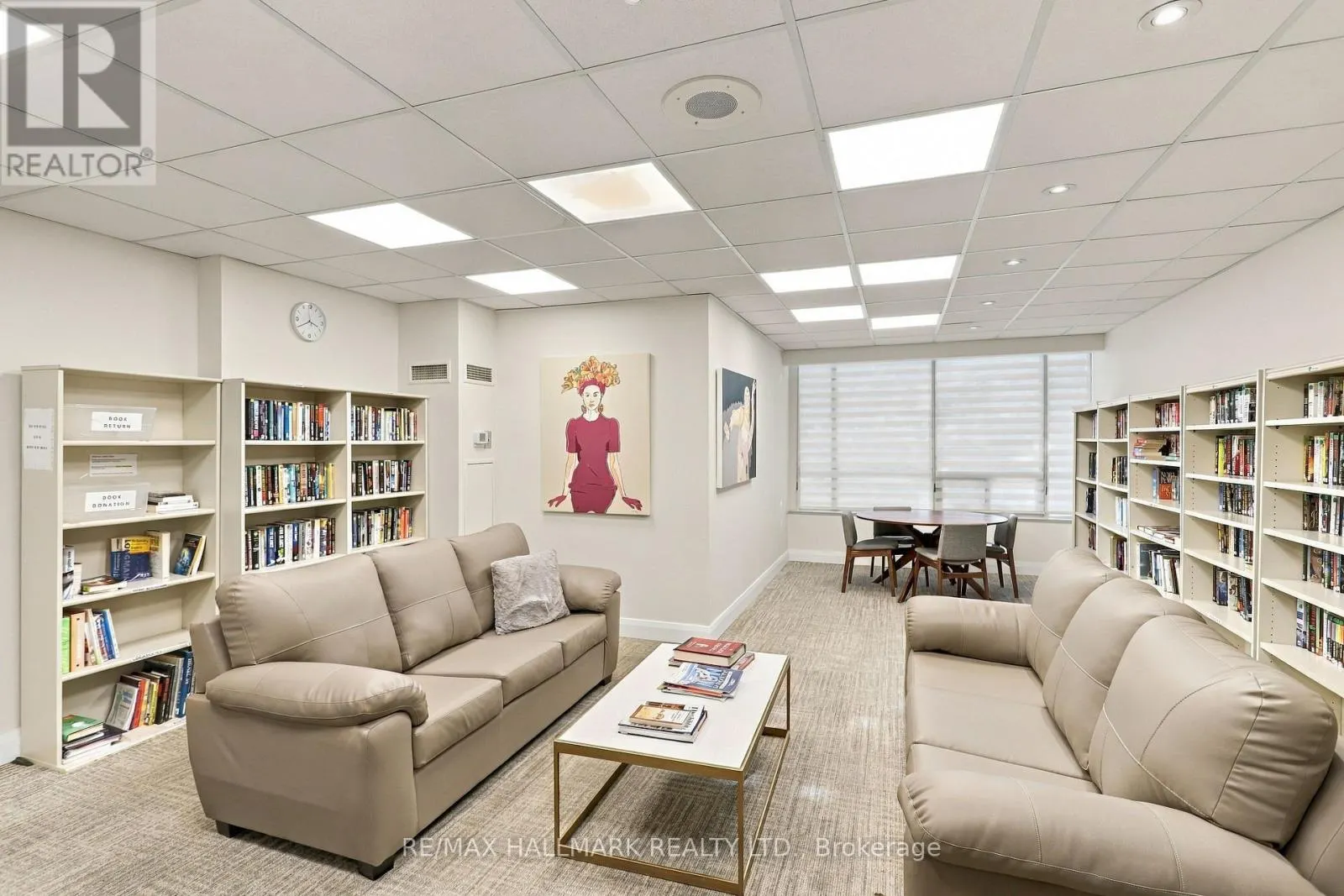 415 - 7 TOWNSGATE DRIVE