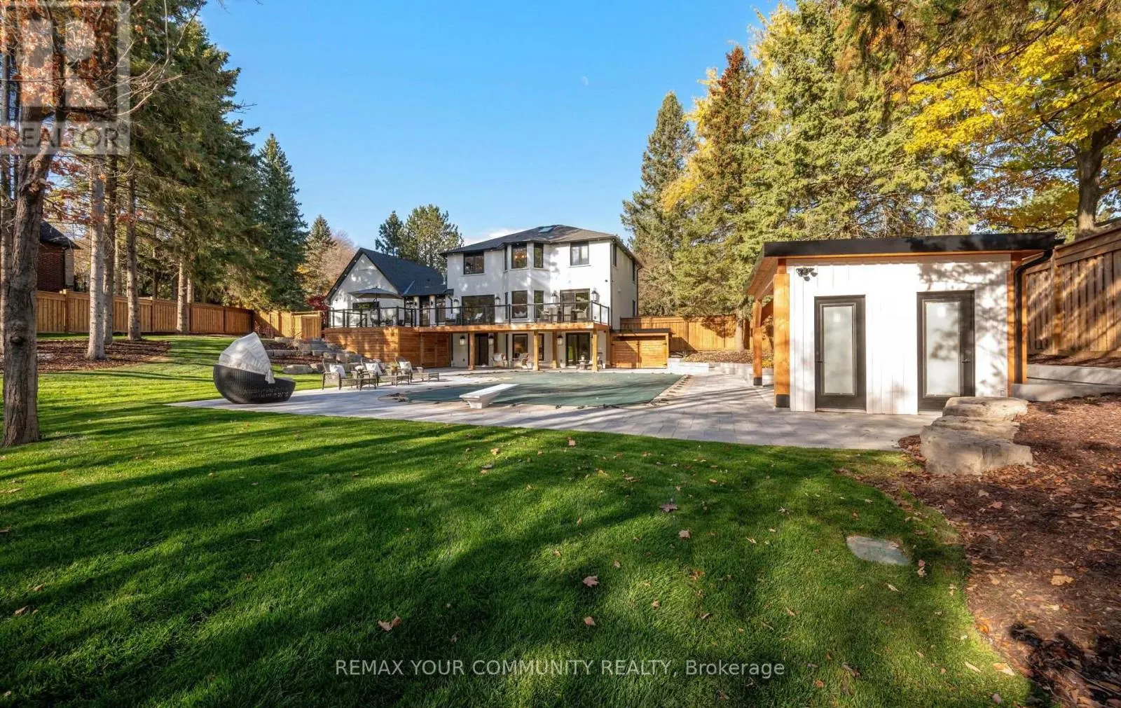 209 HEATHWOOD HEIGHTS DRIVE