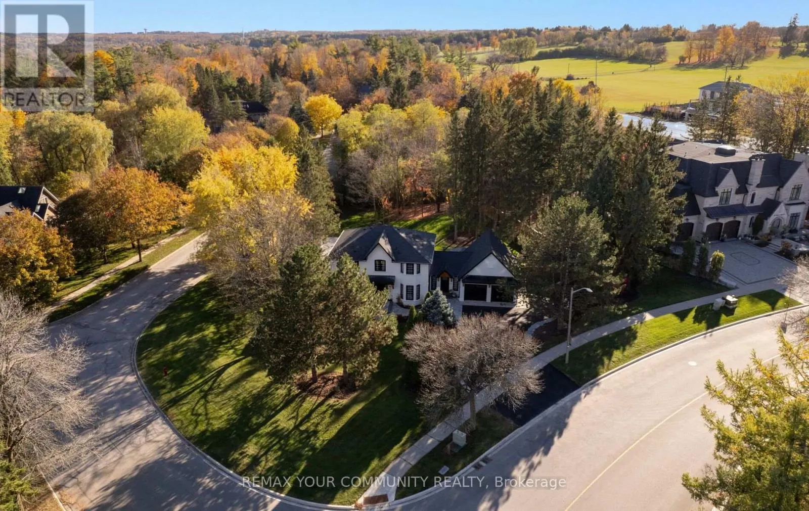 209 HEATHWOOD HEIGHTS DRIVE