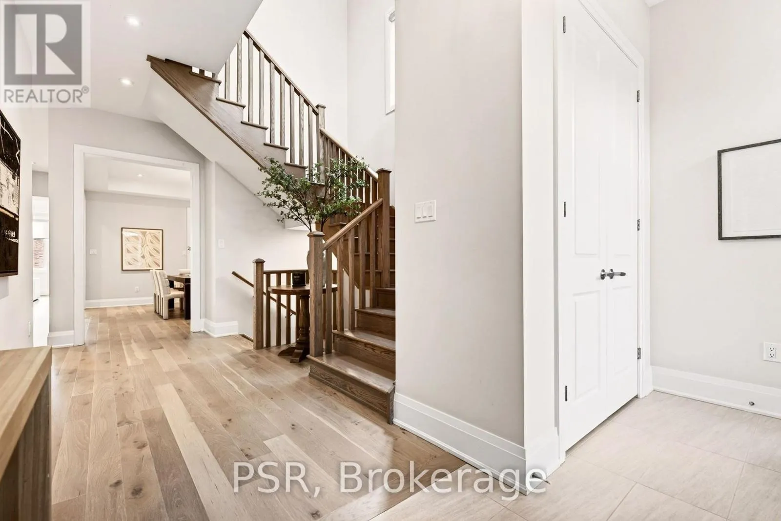 33 PINE HEIGHTS DRIVE