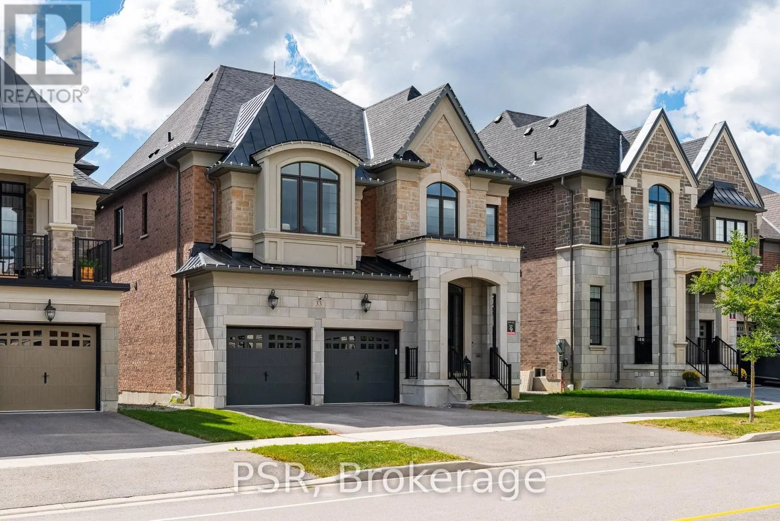 33 PINE HEIGHTS DRIVE