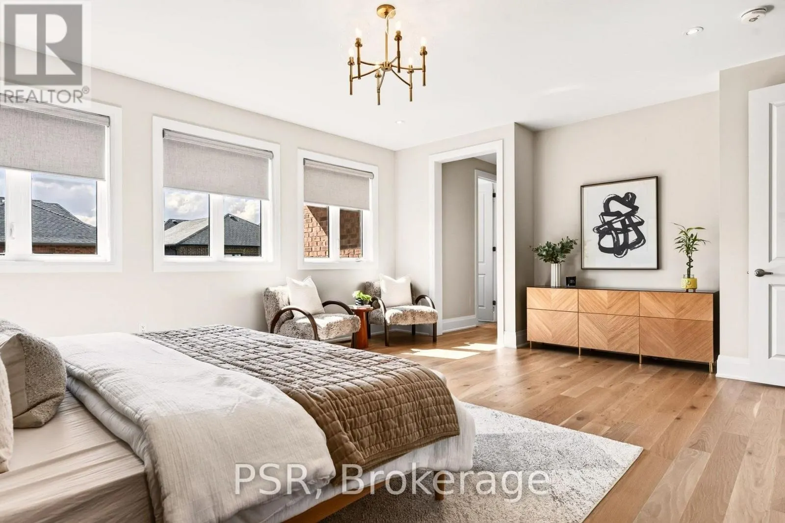 33 PINE HEIGHTS DRIVE