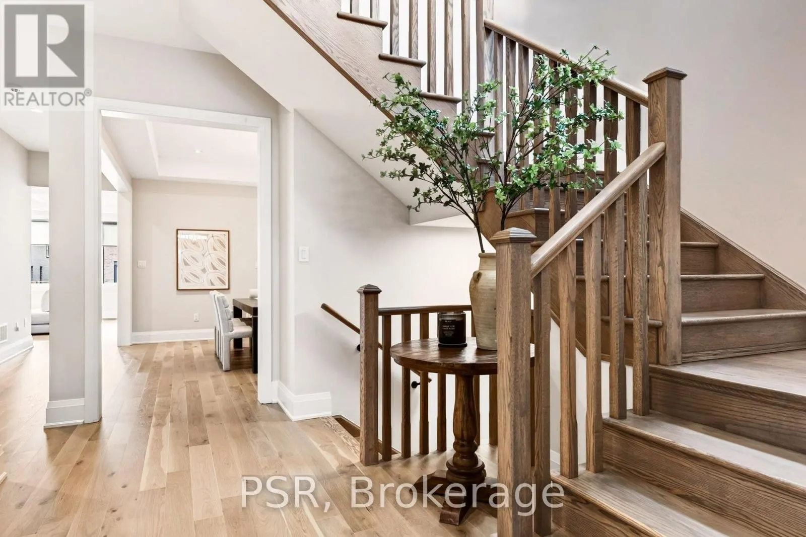 33 PINE HEIGHTS DRIVE