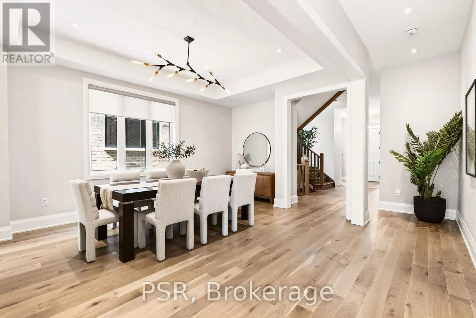 33 PINE HEIGHTS DRIVE
