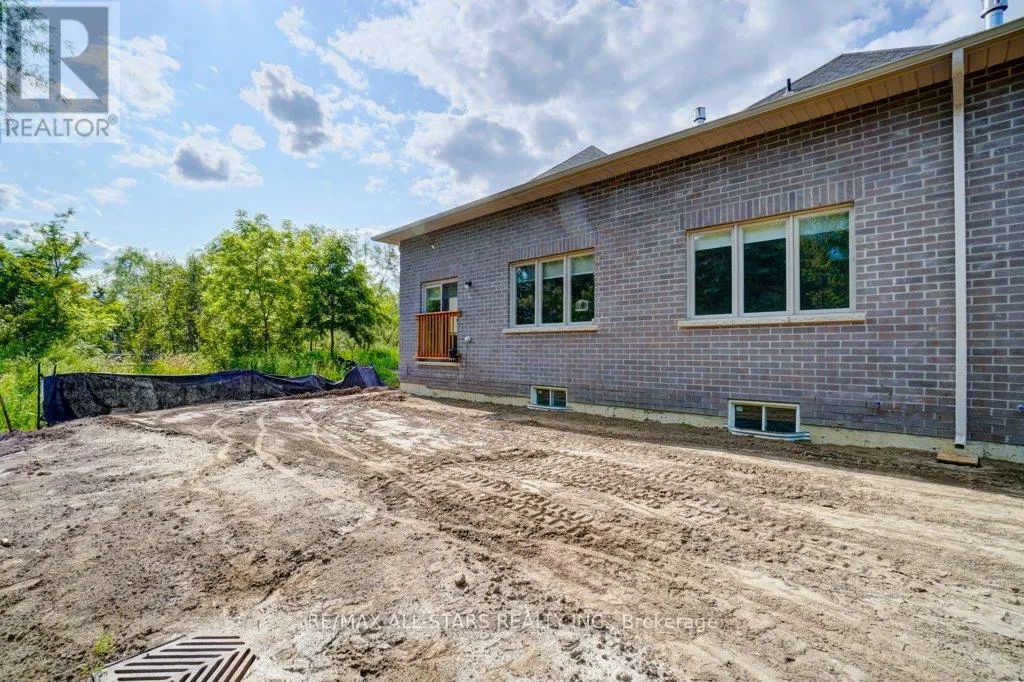 34 HILDRED CUSHING WAY