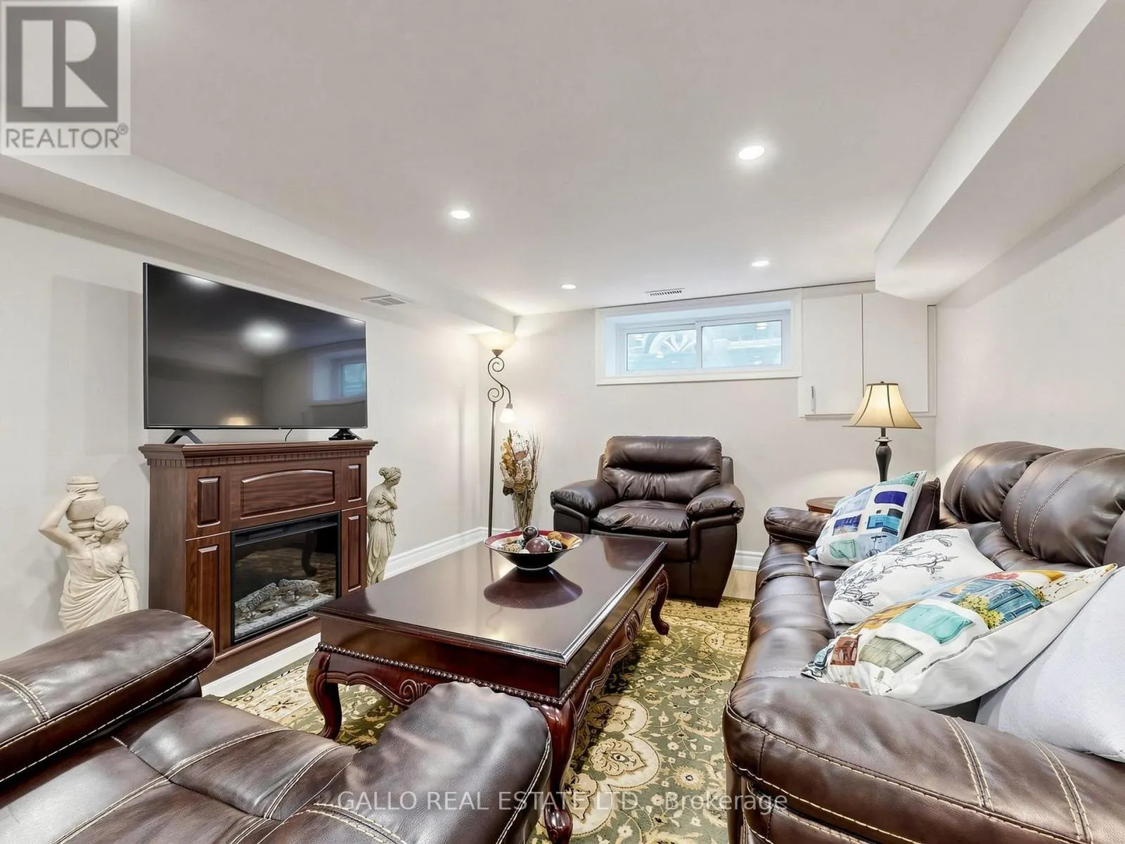 36 ELMVALE BOULEVARD