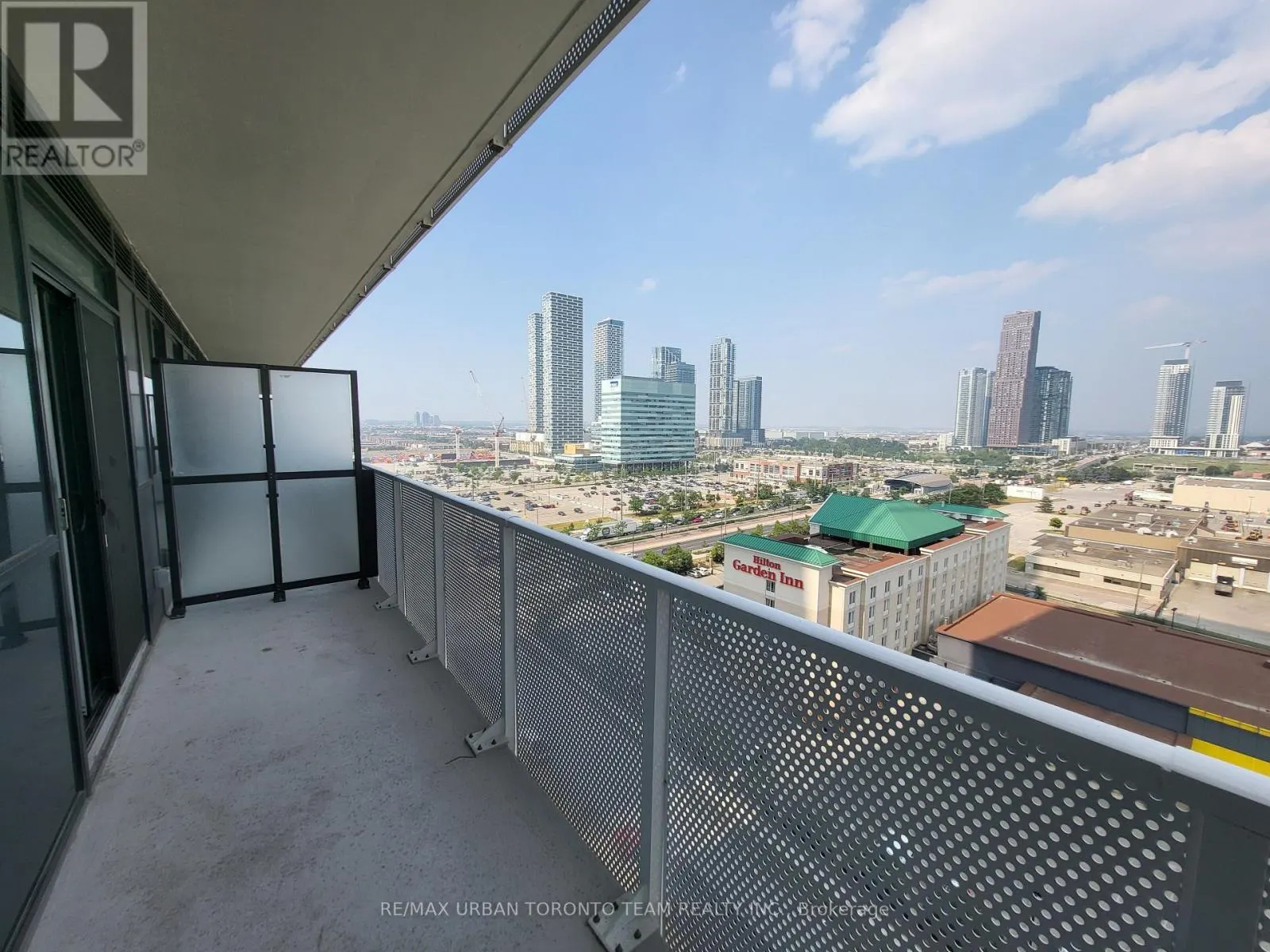 1609 - 28 INTERCHANGE WAY