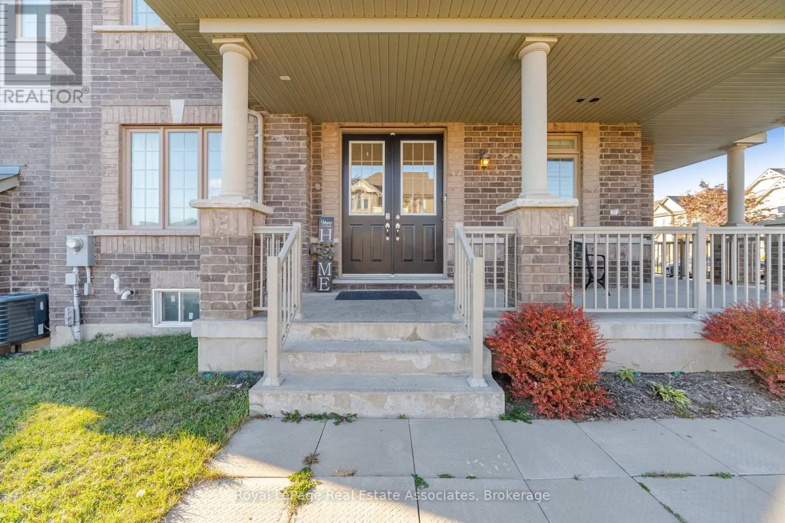 104 SUTCLIFFE WAY