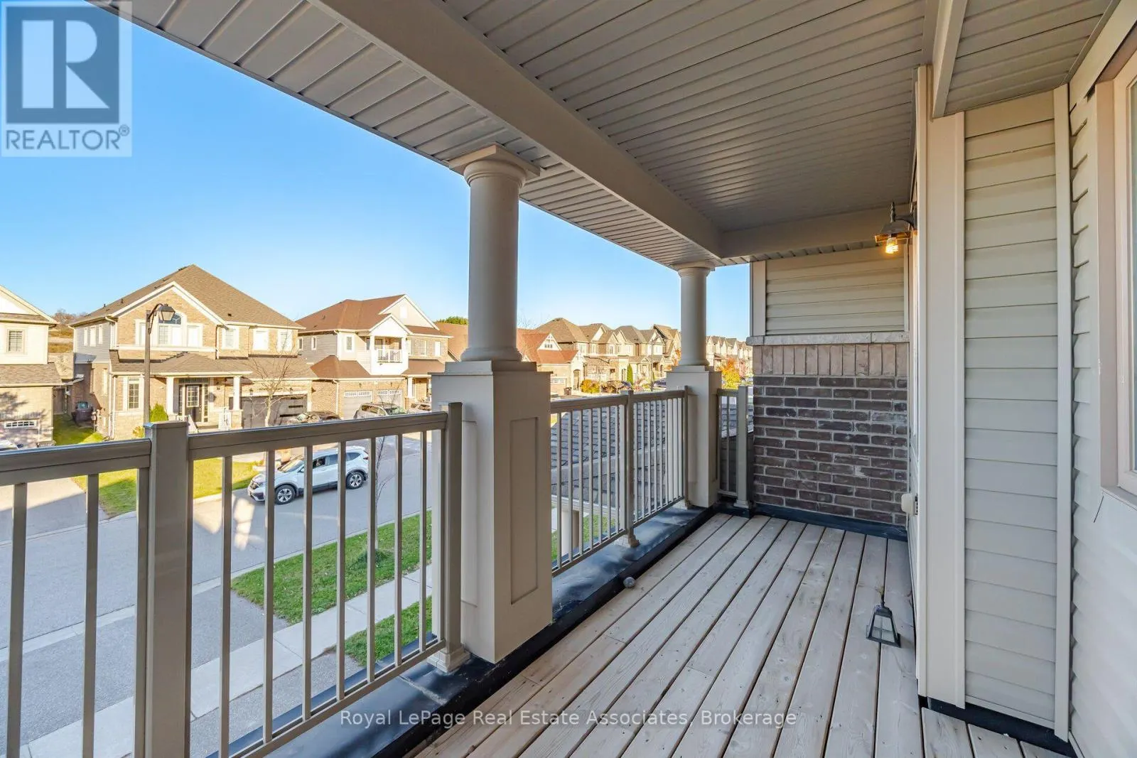 104 SUTCLIFFE WAY