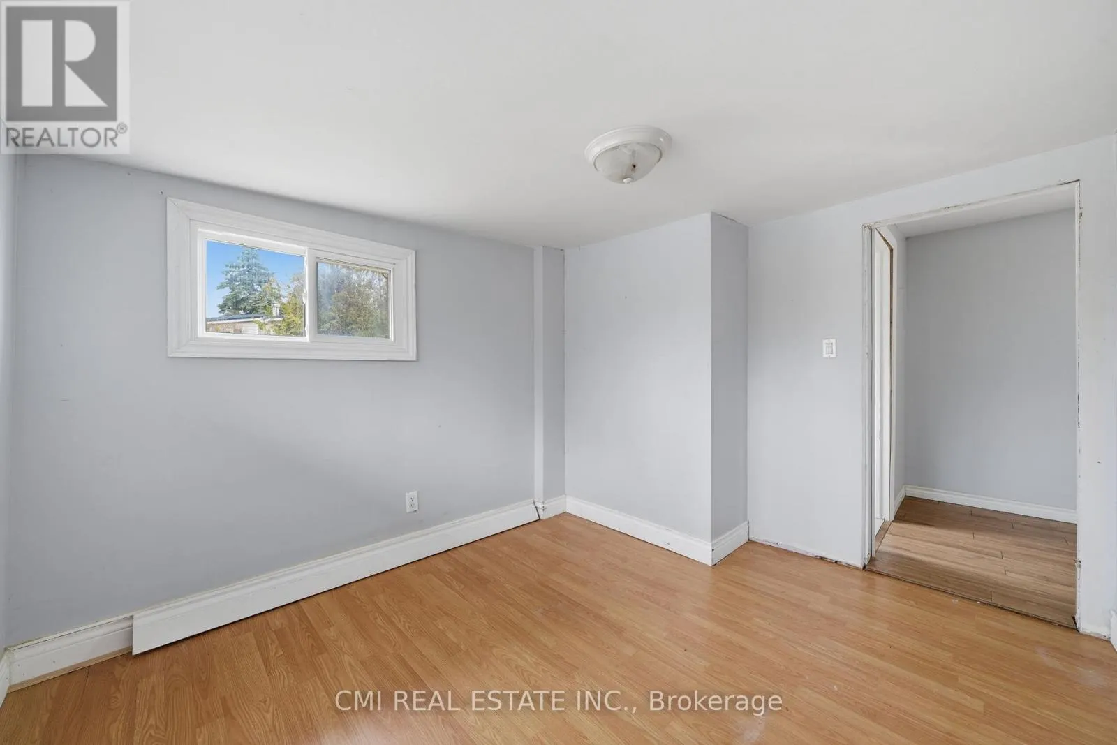 100 ALSOPS BEACH ROAD