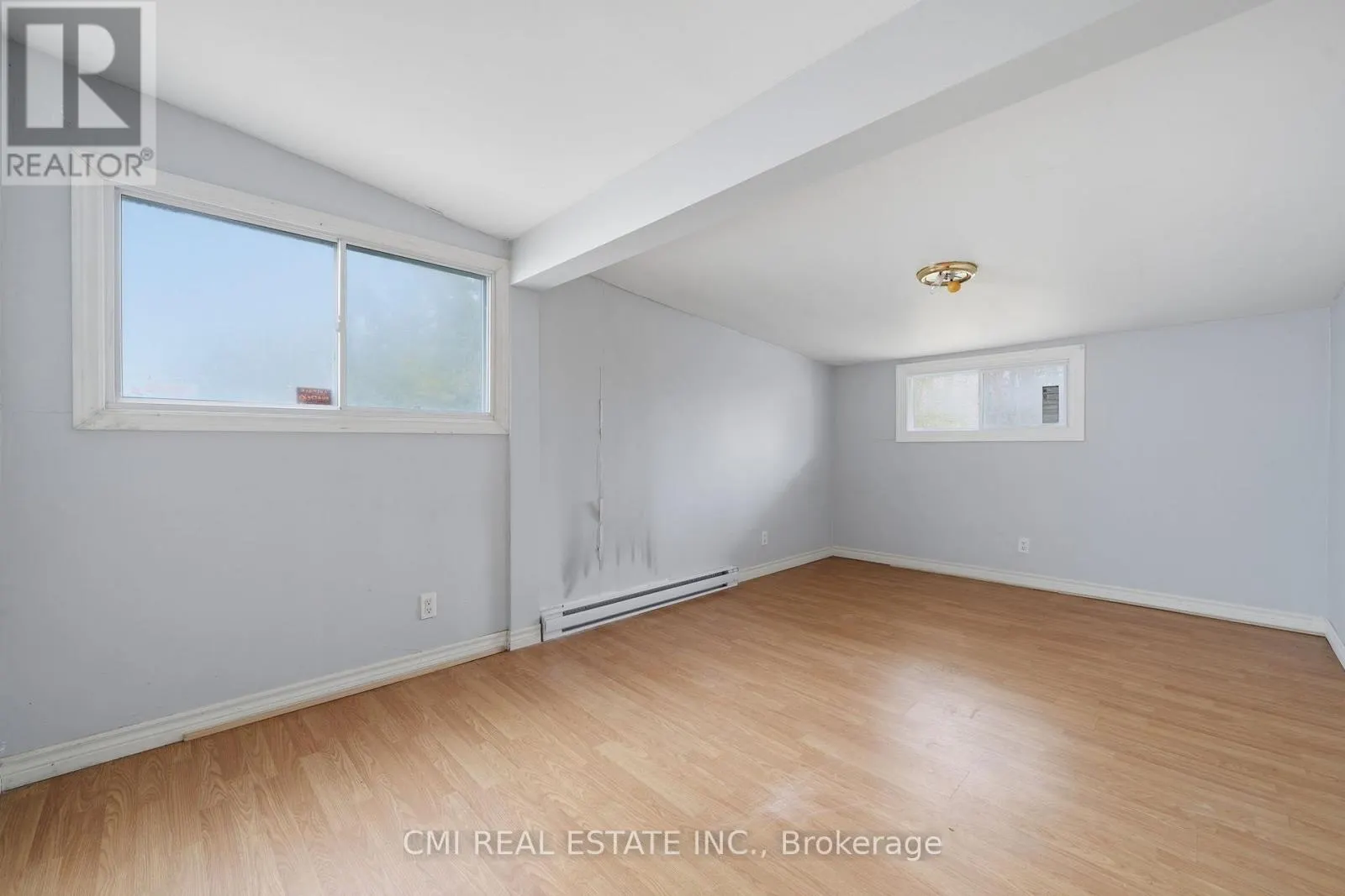 100 ALSOPS BEACH ROAD