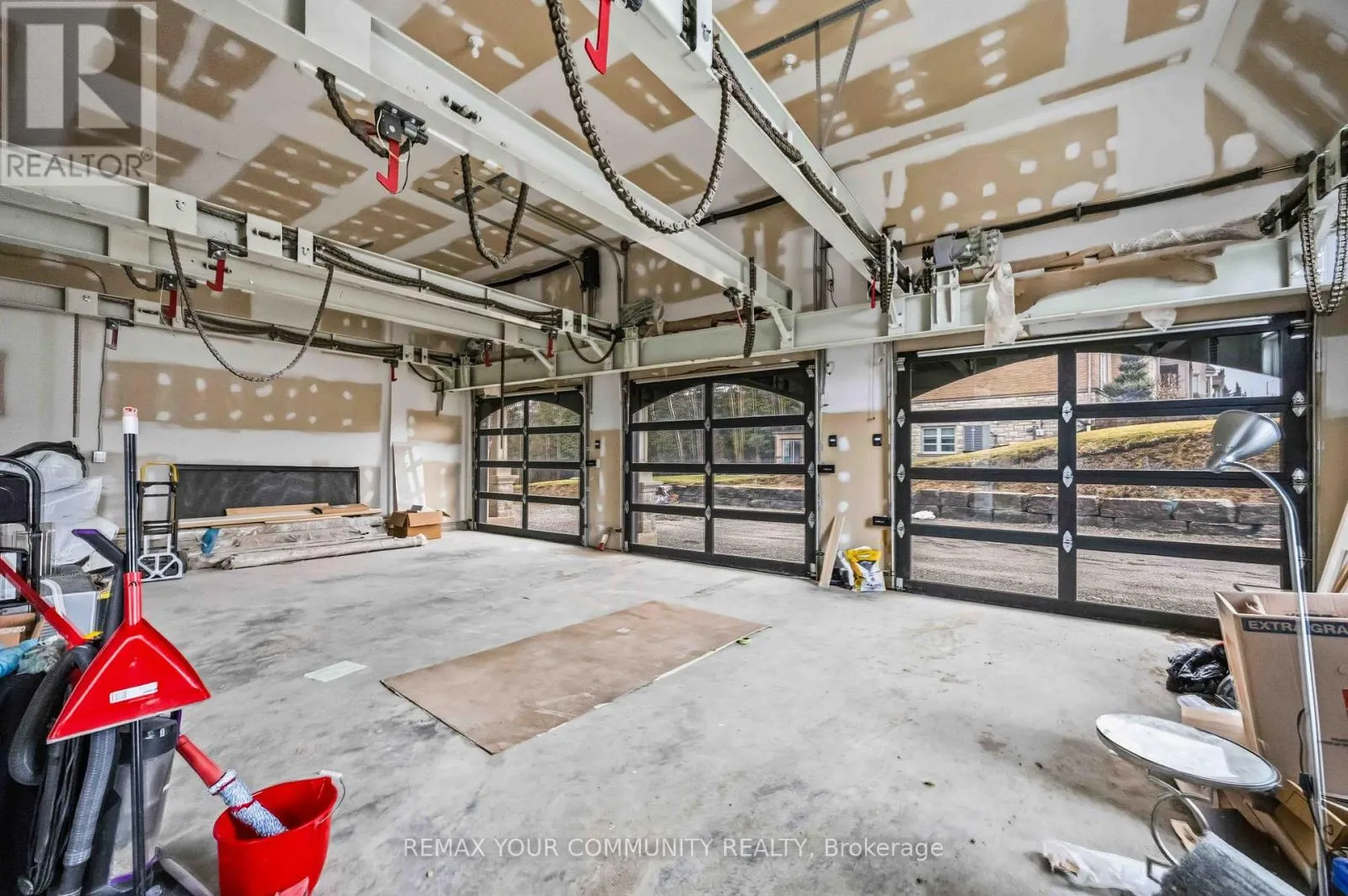 76 CEDAR RIDGE ROAD