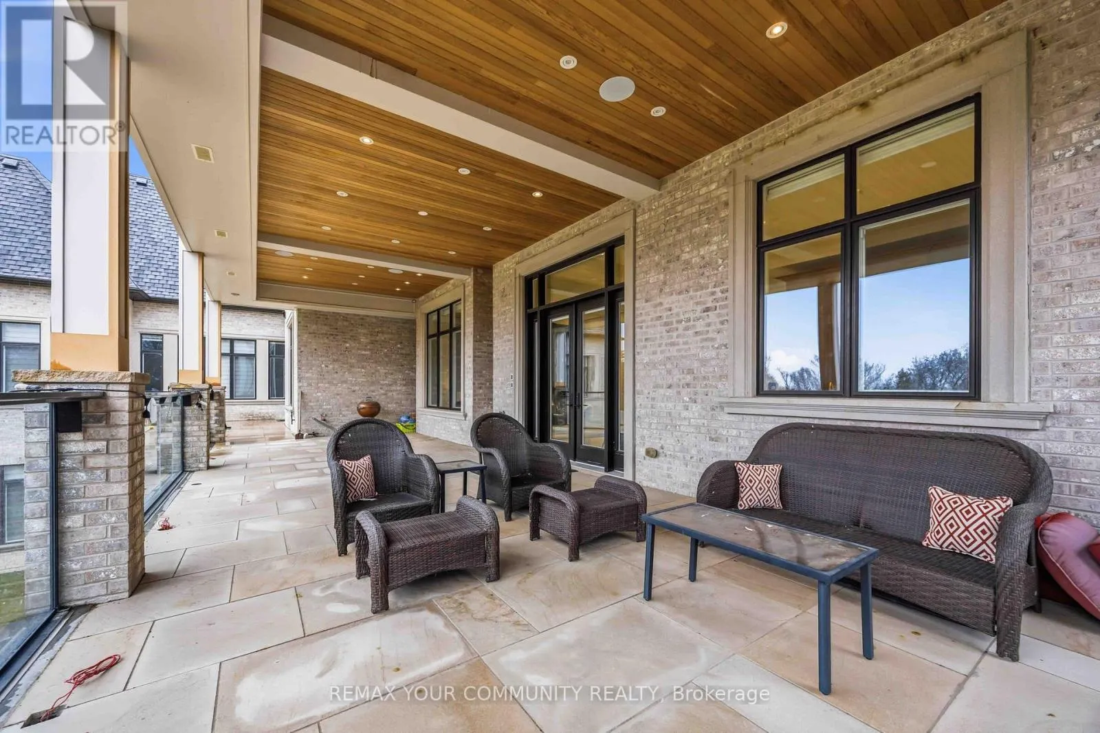 76 CEDAR RIDGE ROAD