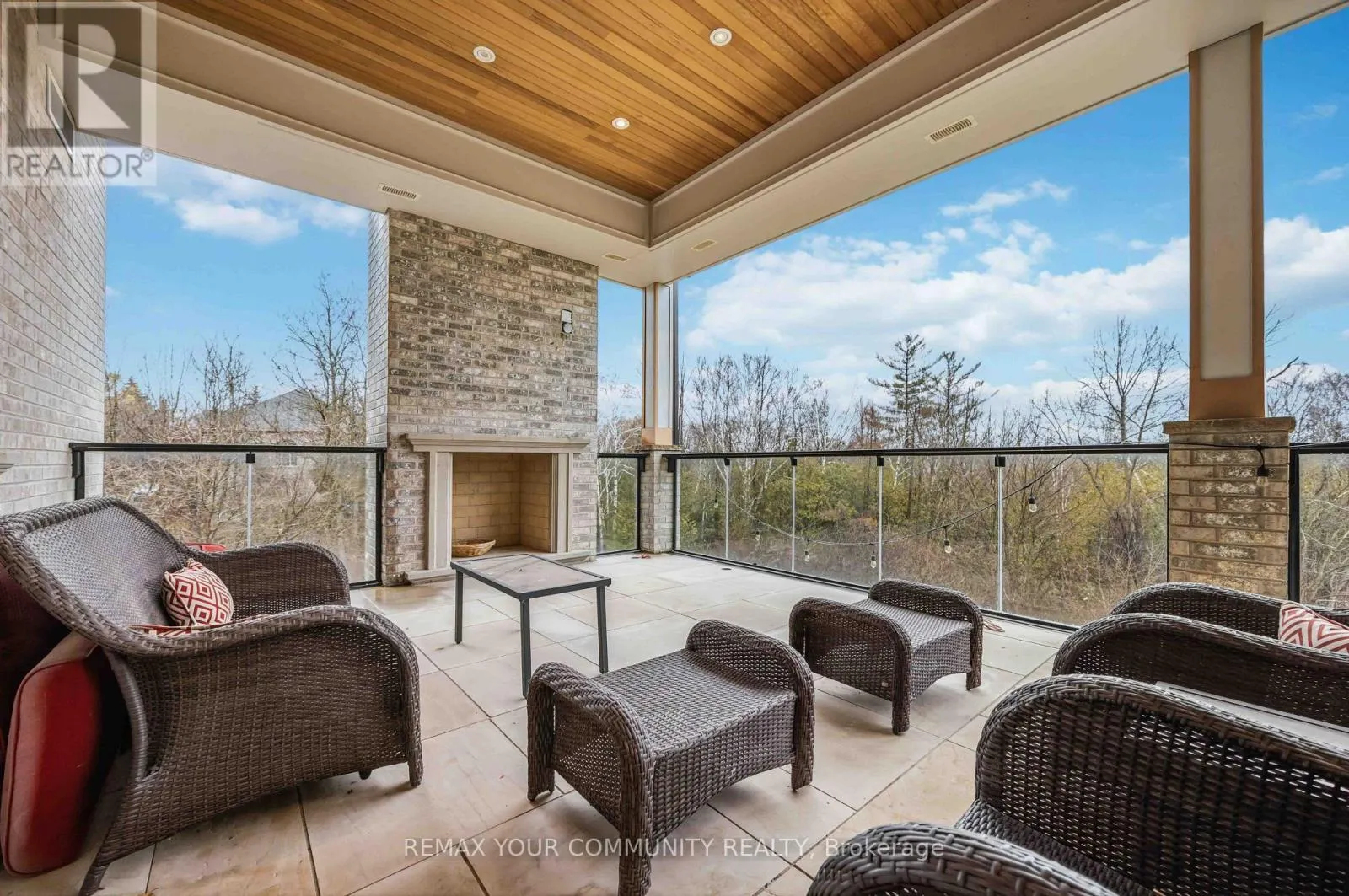 76 CEDAR RIDGE ROAD