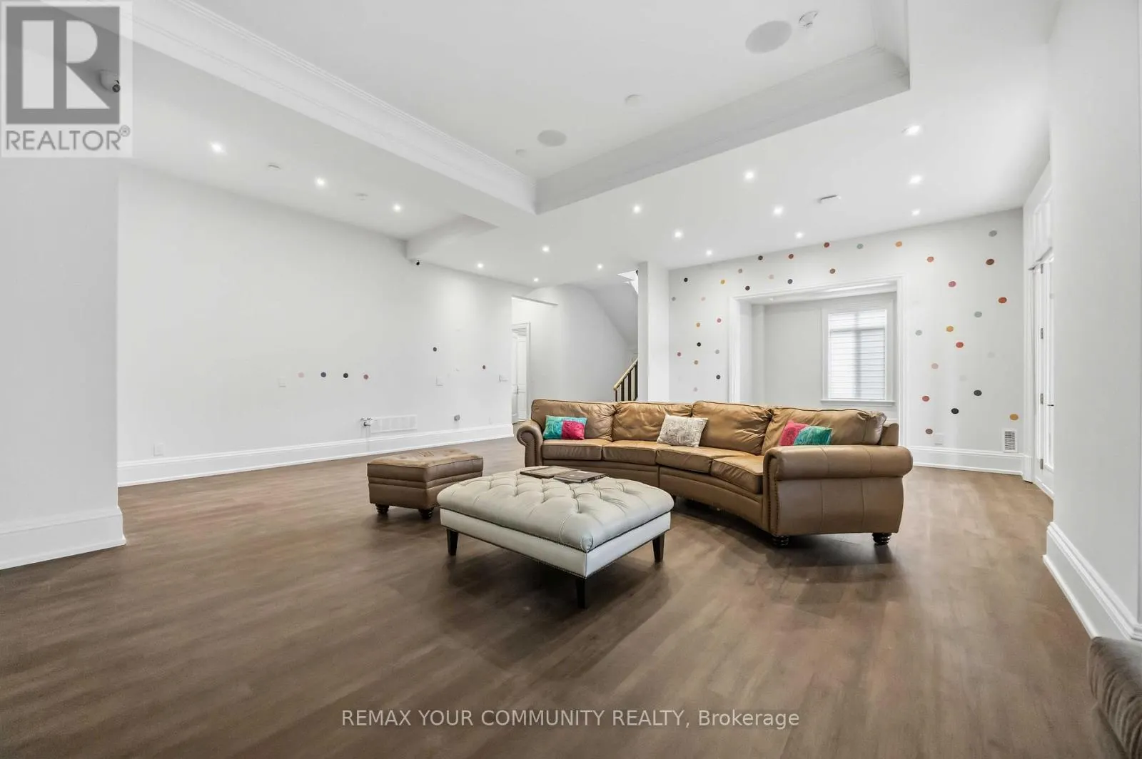 76 CEDAR RIDGE ROAD