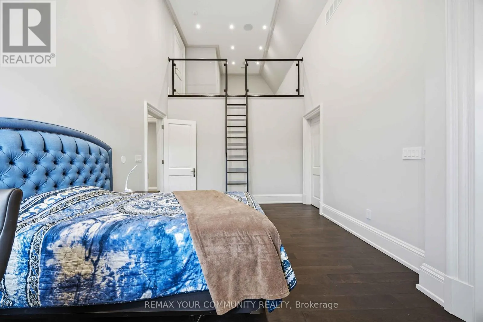 76 CEDAR RIDGE ROAD