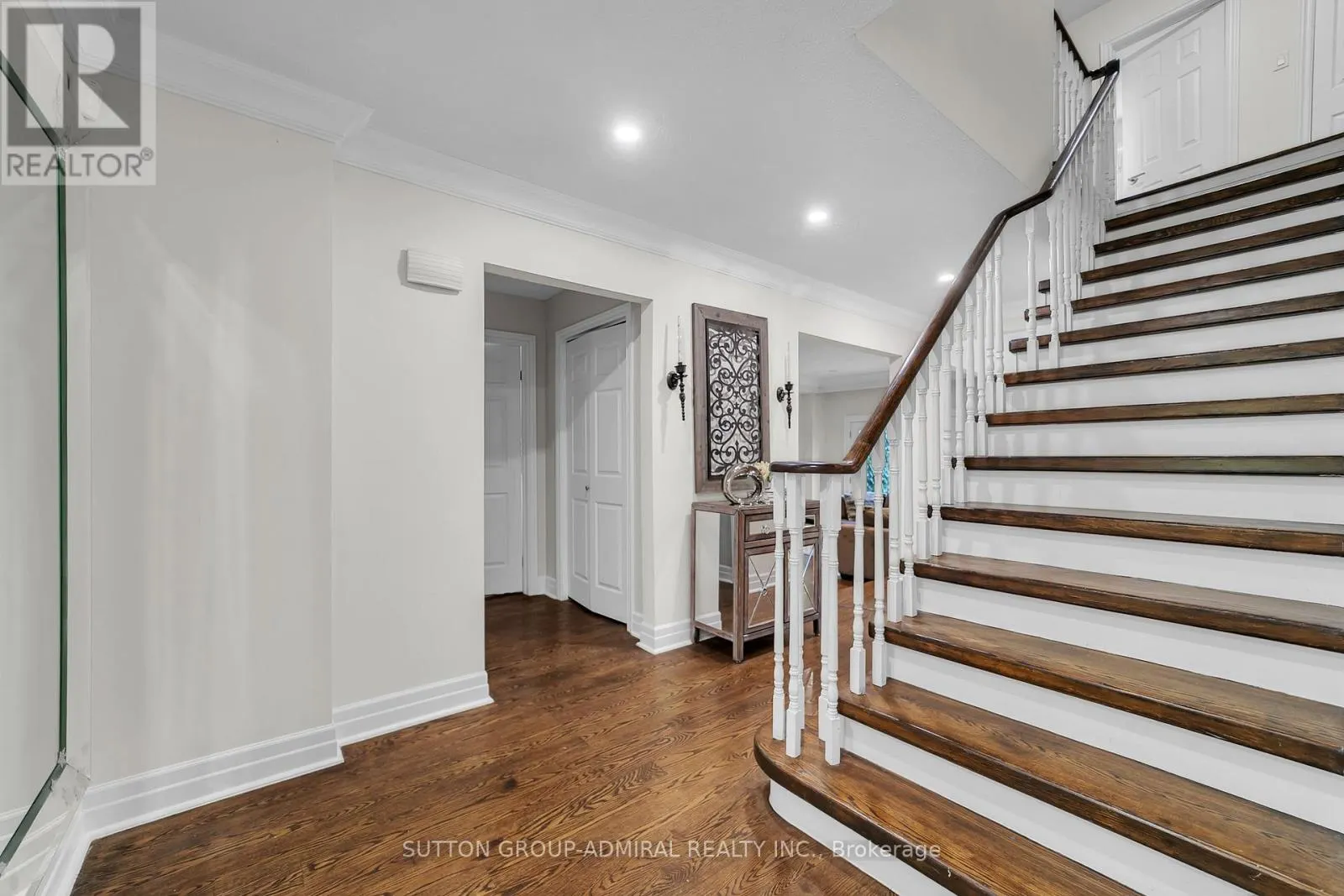 37 GRETMAN CRESCENT