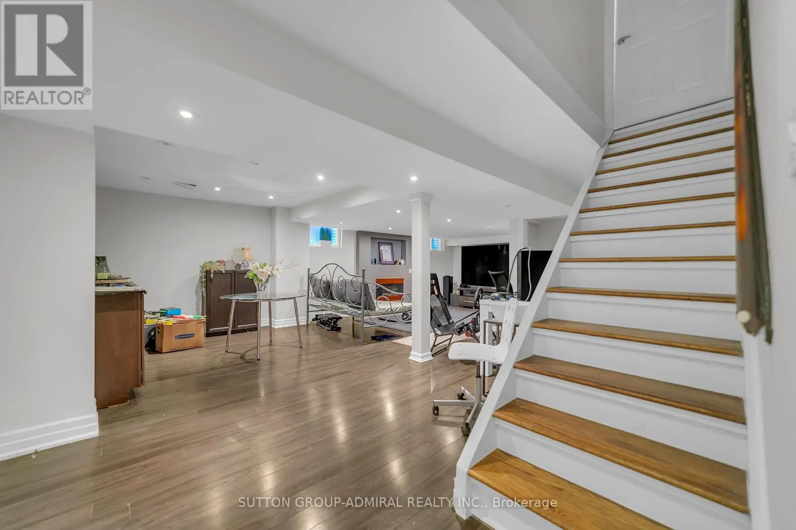 37 GRETMAN CRESCENT