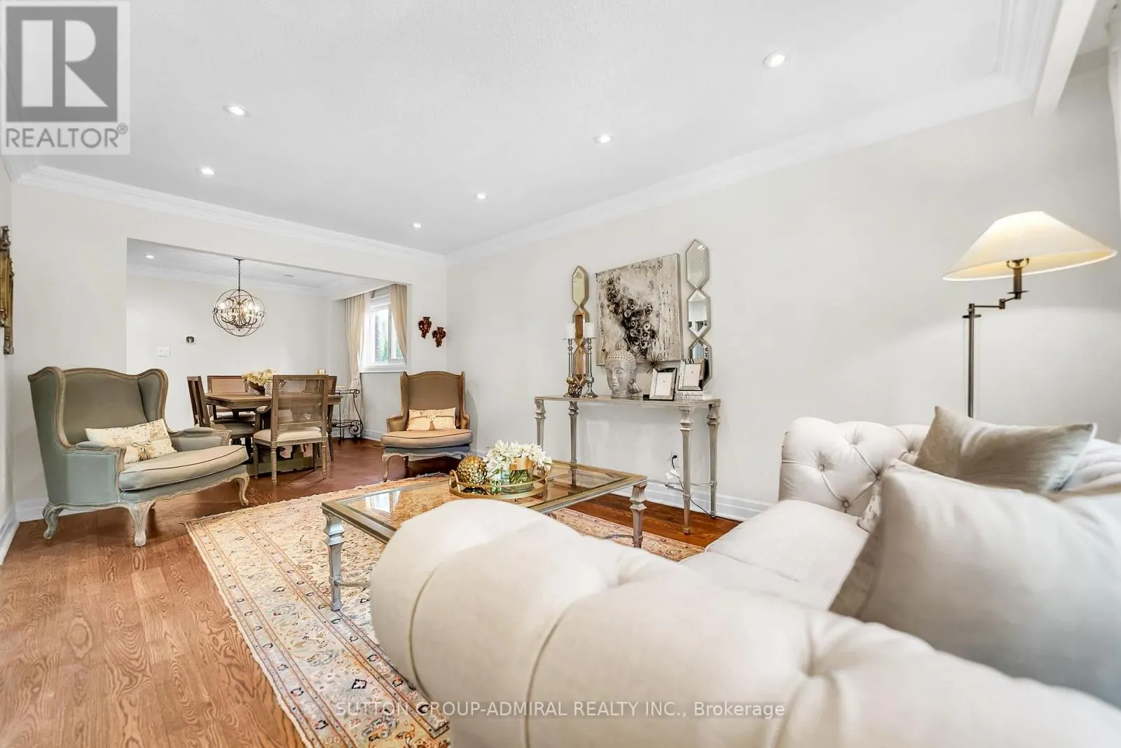 37 GRETMAN CRESCENT