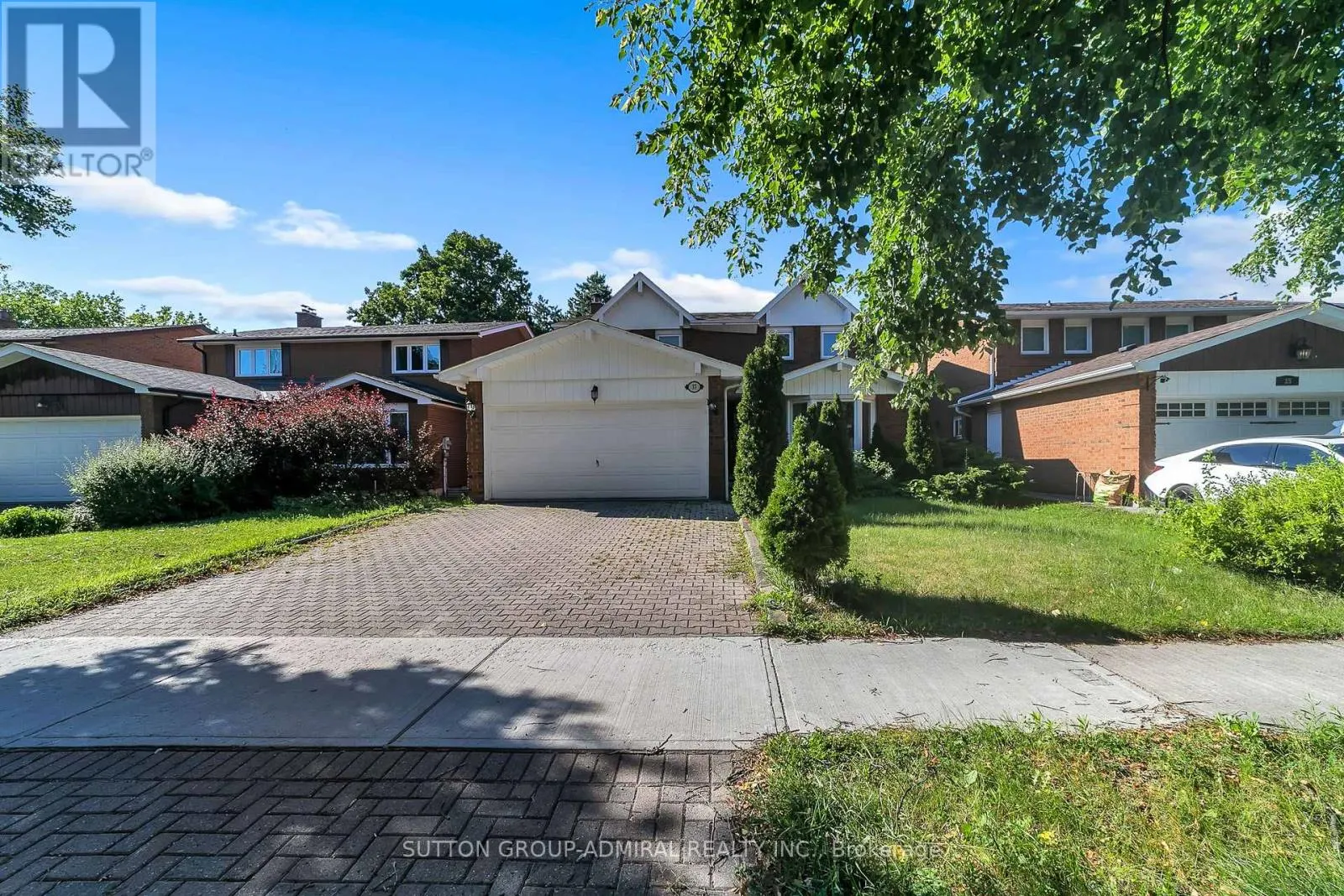 37 GRETMAN CRESCENT