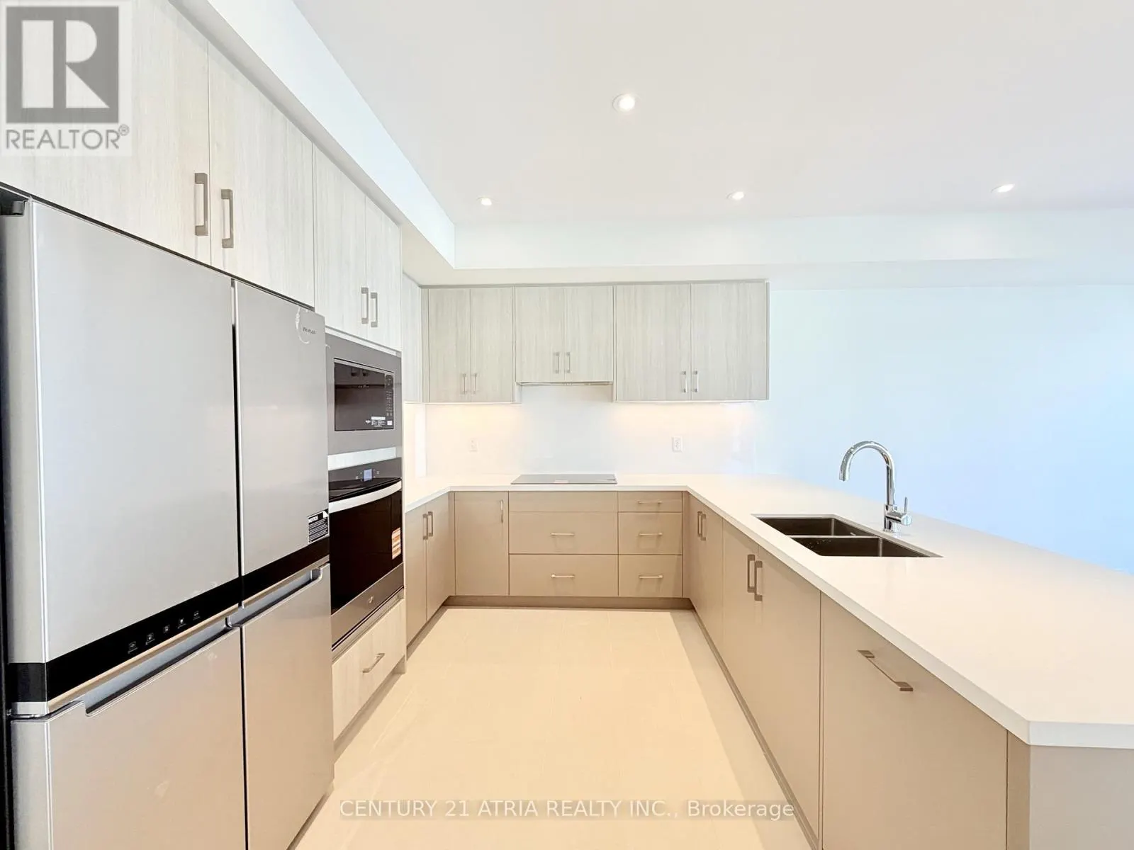 47 GRIMSBY LANE