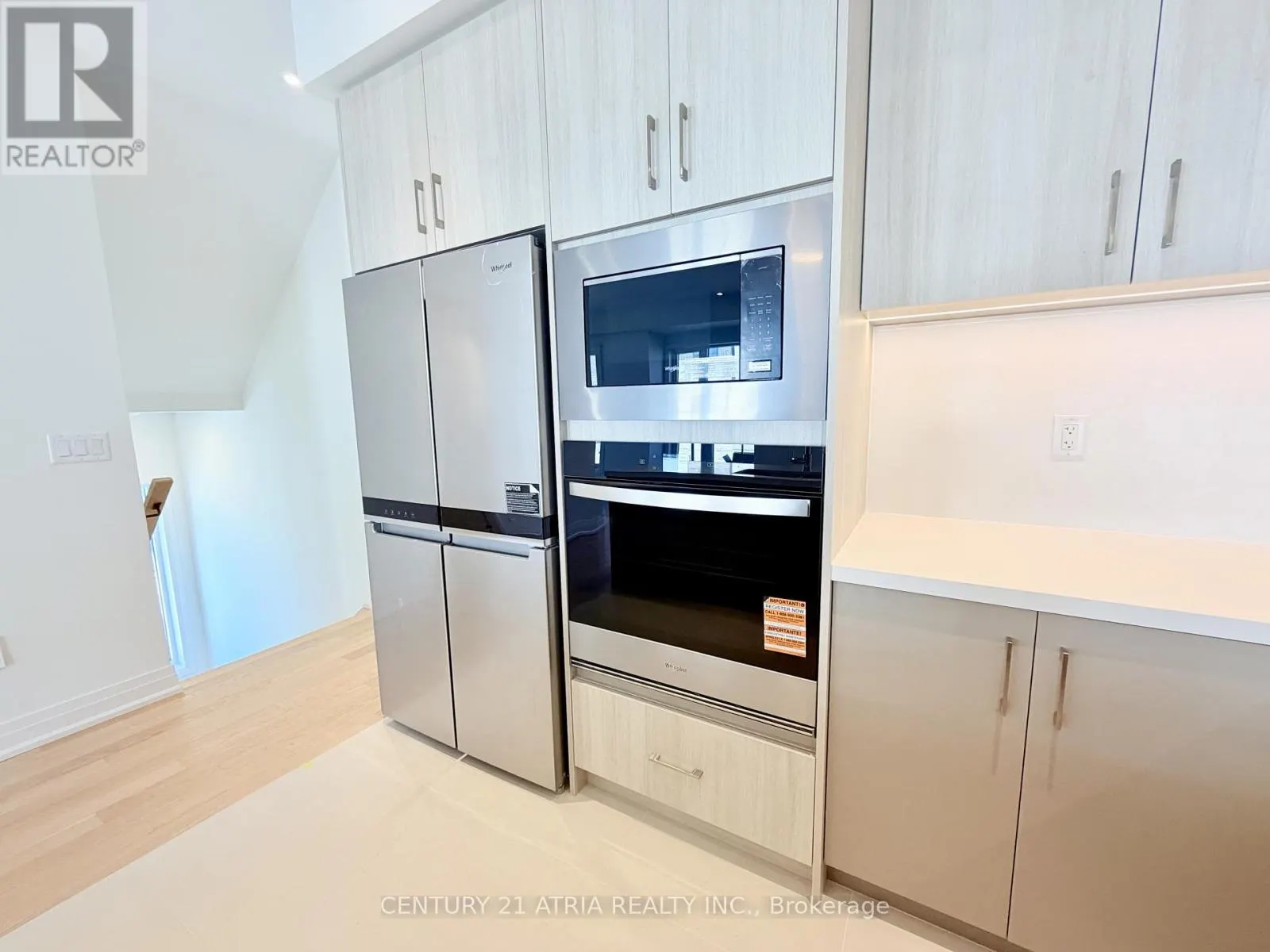 47 GRIMSBY LANE