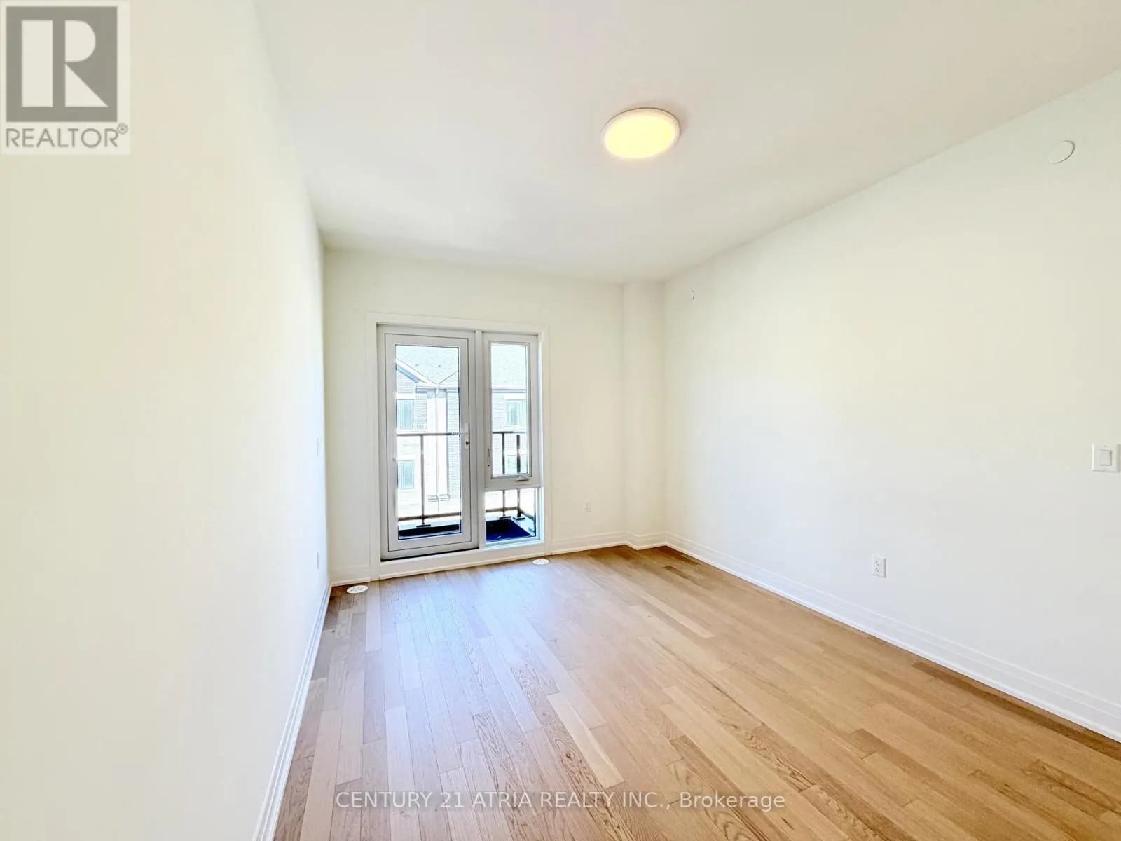 47 GRIMSBY LANE