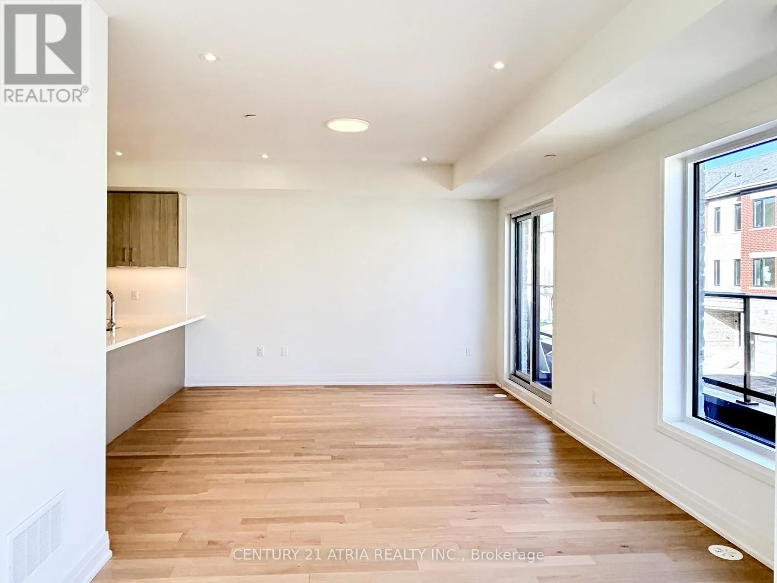 47 GRIMSBY LANE