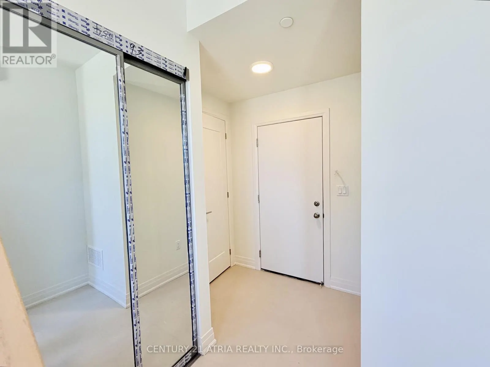 47 GRIMSBY LANE