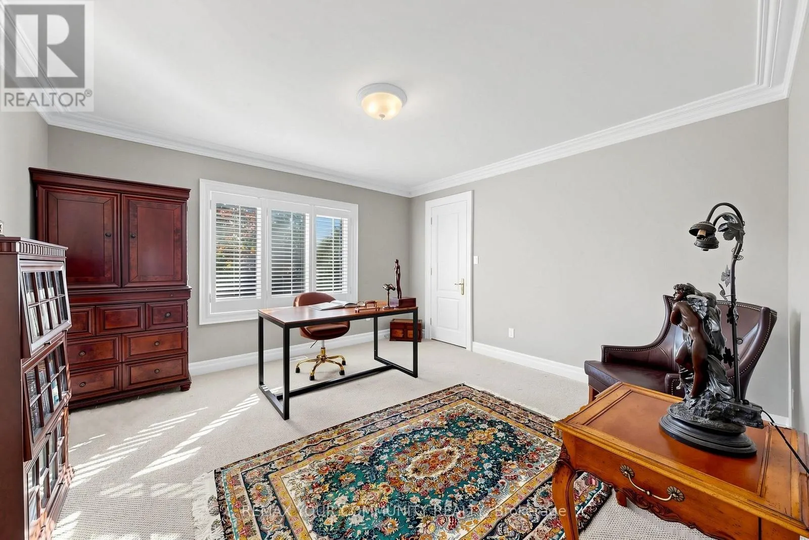 9 BAYVIEW FOREST LANE