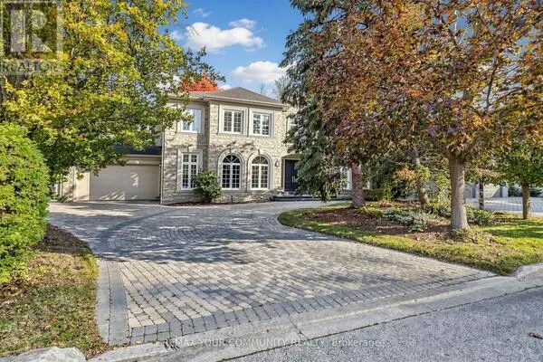 9 BAYVIEW FOREST LANE