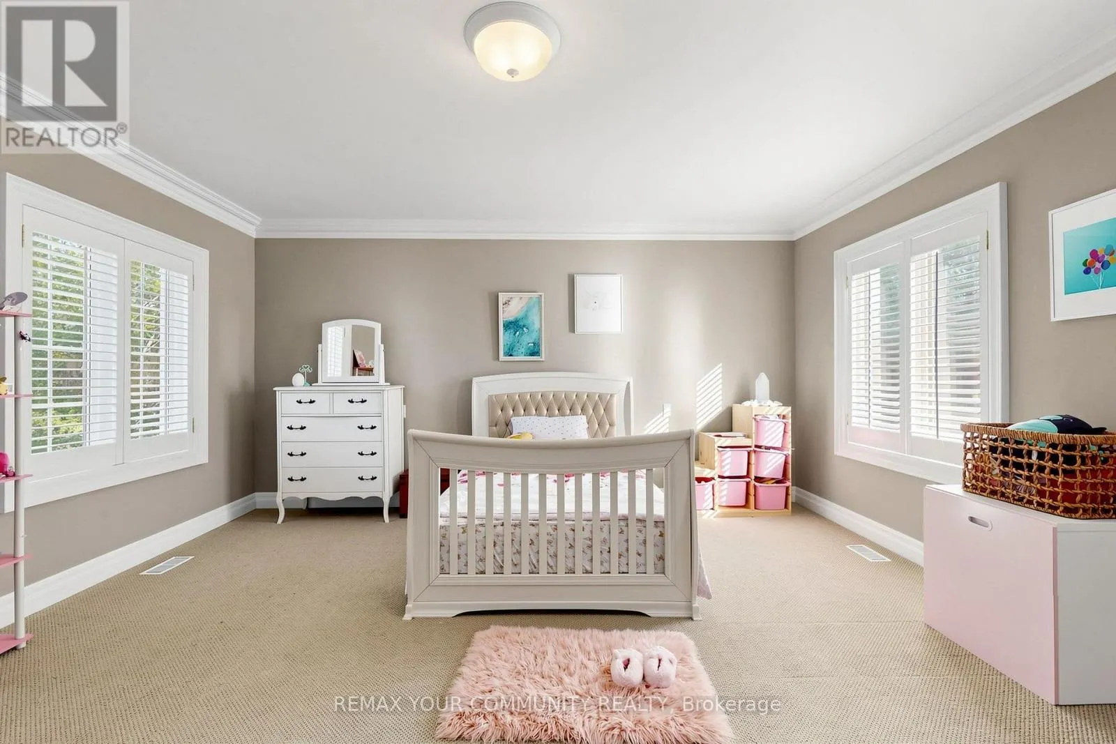 9 BAYVIEW FOREST LANE