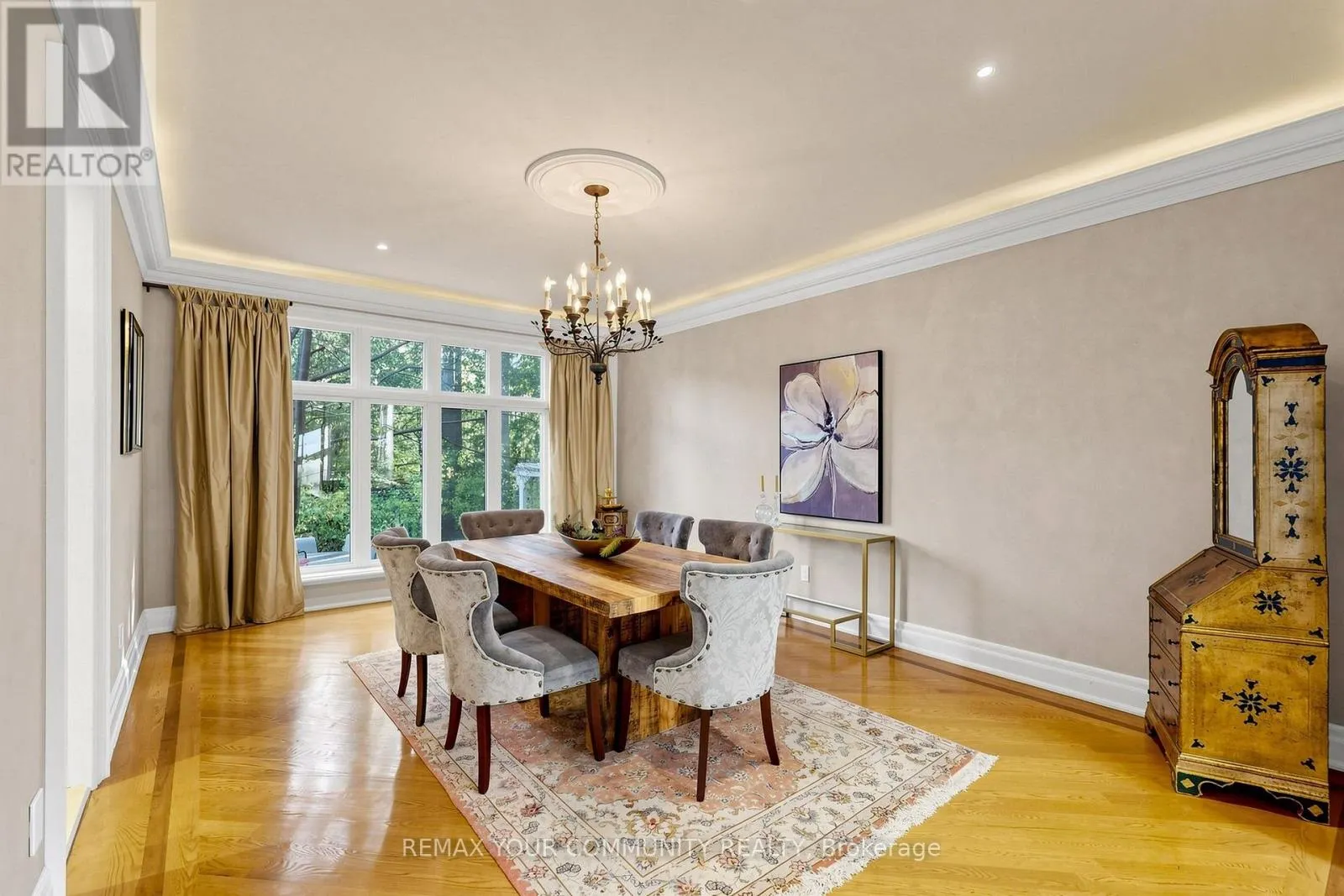 9 BAYVIEW FOREST LANE